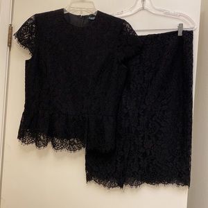 Ralph Lauren 2 piece outfit. Top and skirt. 6P